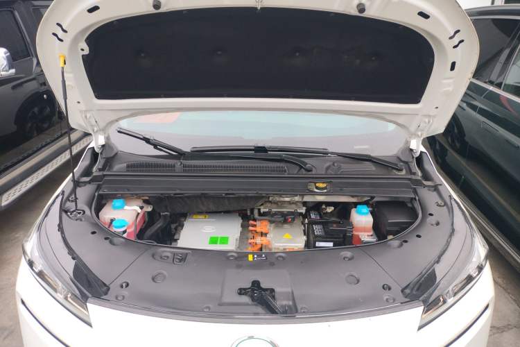 Used AION V 2023 Plus 80 Smart Technology Edition Ternary Lithium Engine Bay