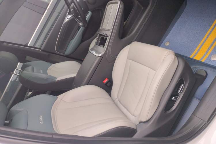 Used AION V 2023 Plus 80 Smart Technology Edition Ternary Lithium Right Front Seat
