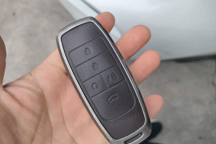 Used AION V 2023 Plus 80 Smart Technology Edition Ternary Lithium Vehicle Key