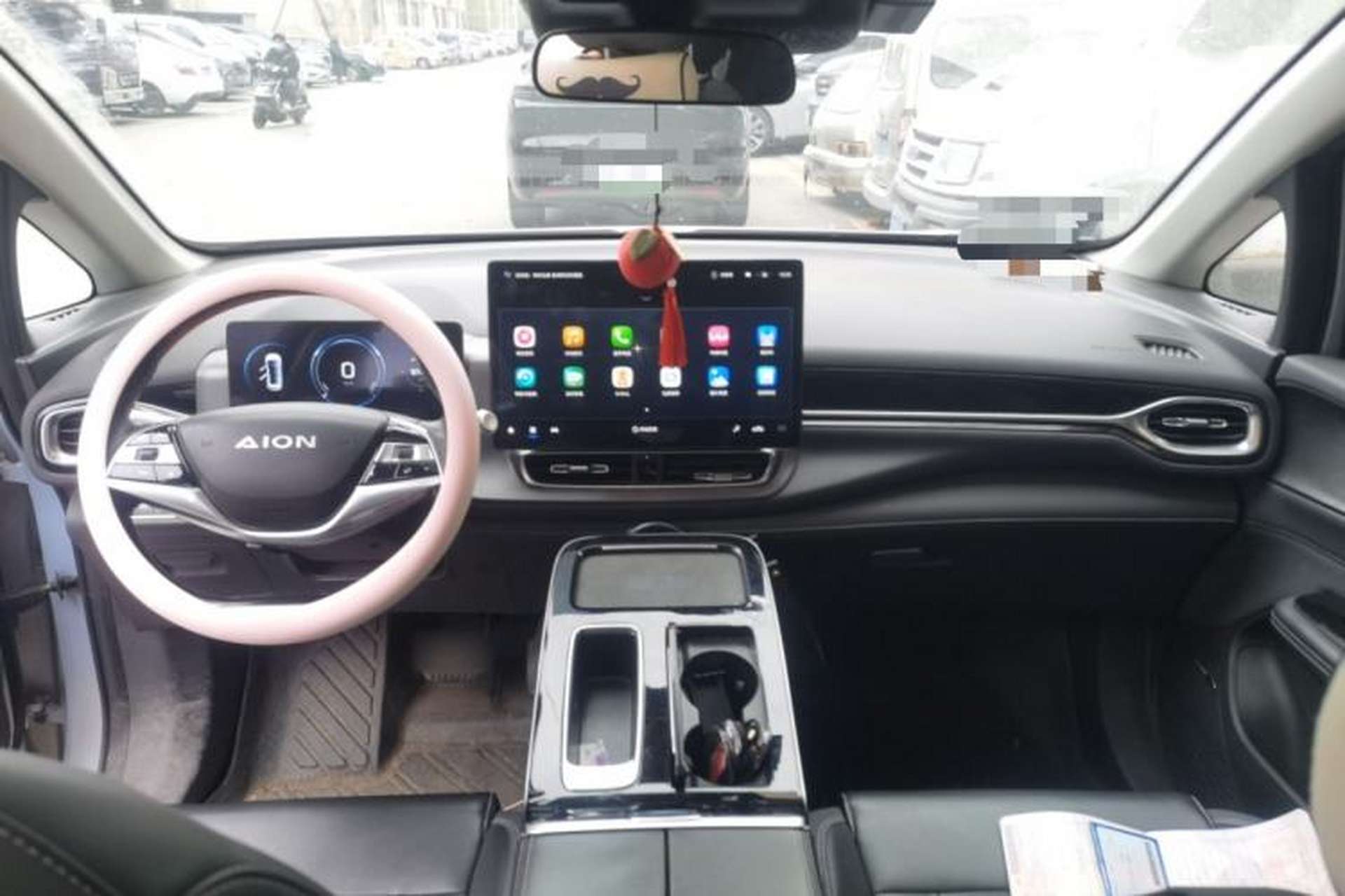 Used AION V 2023 Plus 80 Smart Edition Ternary Lithium Center Console