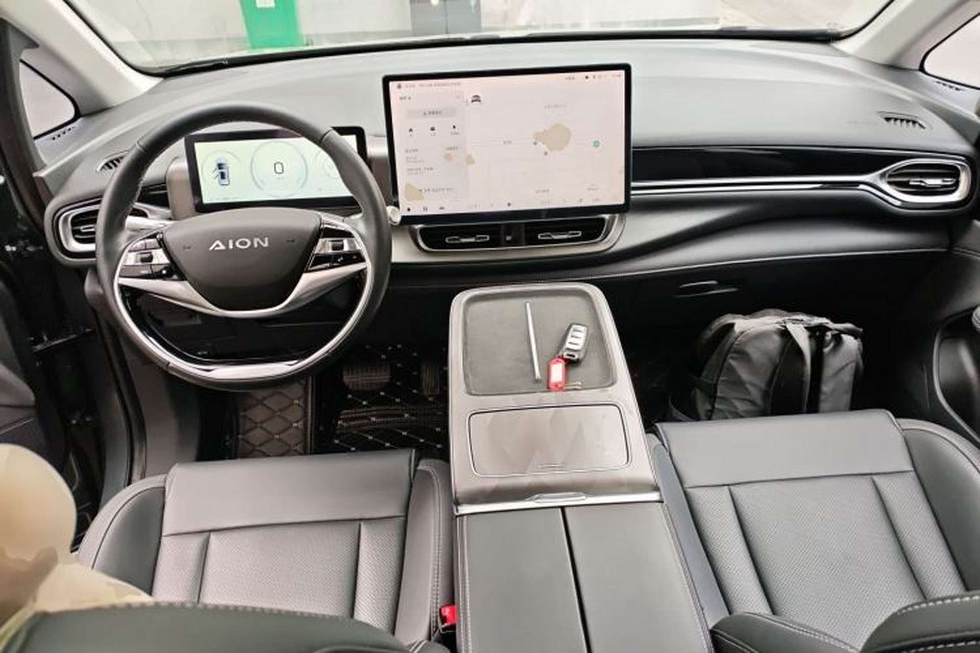 Used AION V 2023 Updated Plus 70 Intelligent Edition Ternary Lithium Center Console