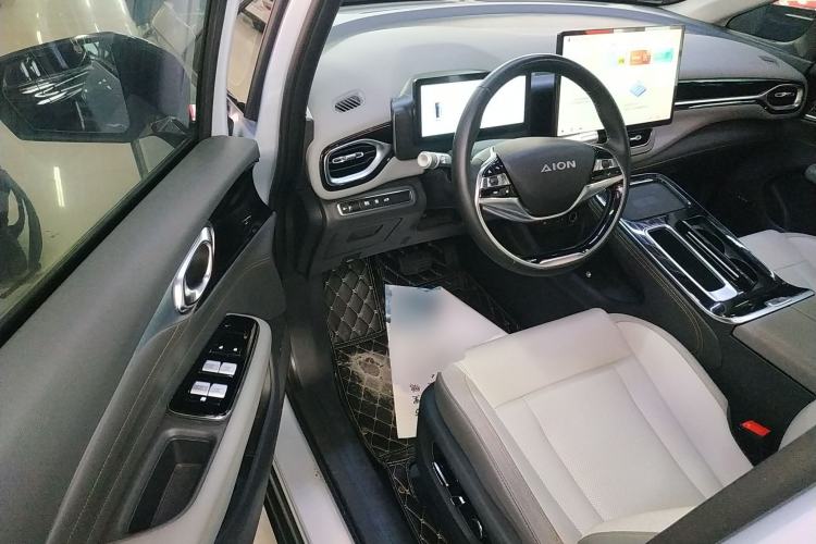 Used AION V 2023 Plus 70 Smart Edition Ternary Lithium Driver Seat