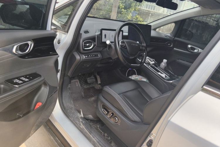Used AION V 2023 Plus 70 Smart Edition Ternary Lithium Driver Seat