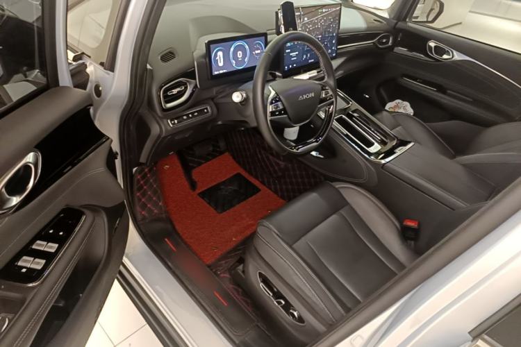 Used AION V 2023 Plus 70 Smart Enjoyment Seven-Seater Edition Ternary Lithium Driver Seat