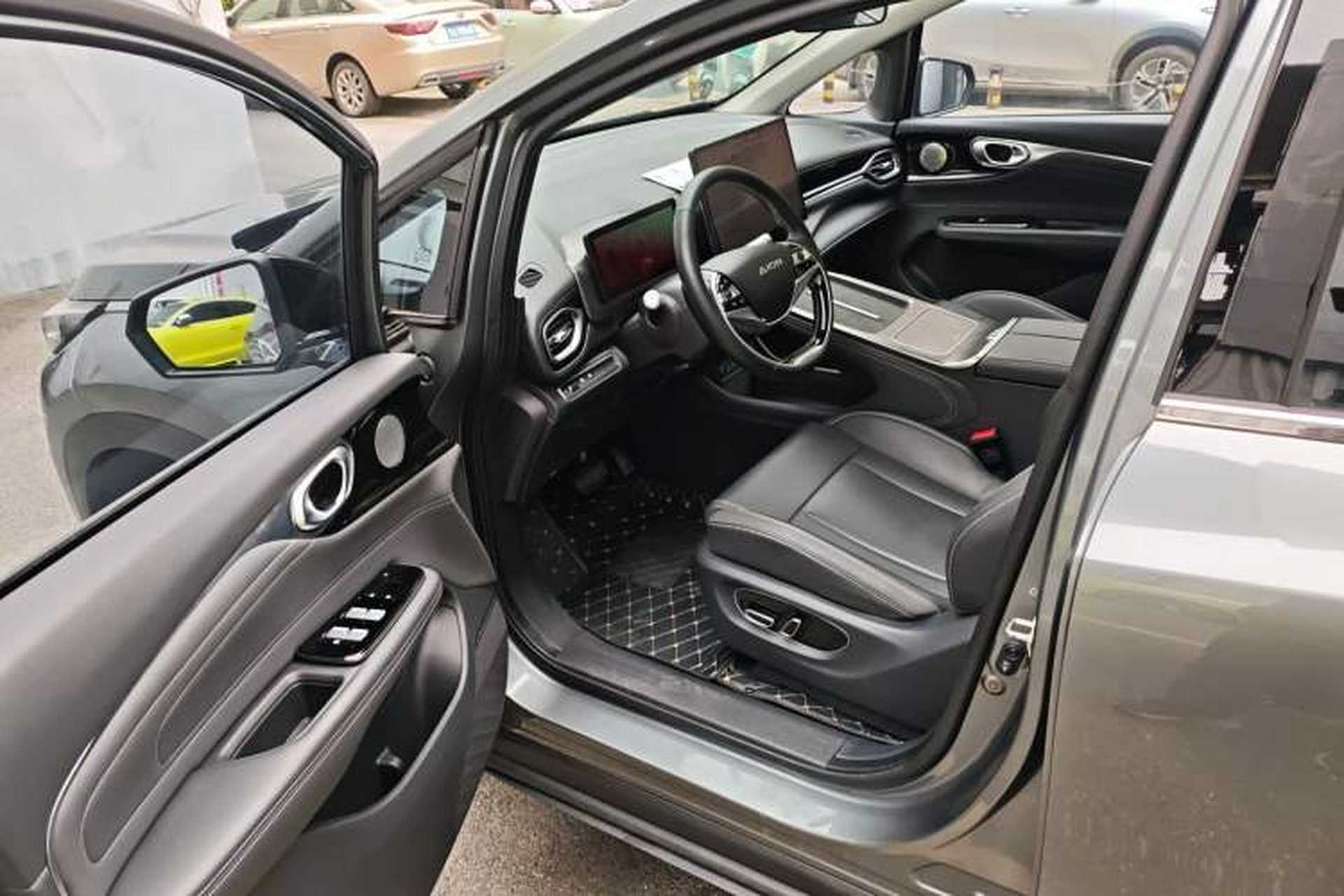 Used AION V 2023 Updated Plus 70 Intelligent Edition Ternary Lithium Driver Seat
