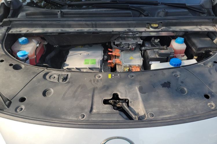 Used AION V 2023 Plus 80 Smart Technology Edition Ternary Lithium Engine Bay