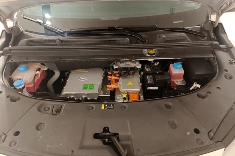 Used AION V 2023 Plus 70 Smart Enjoyment Seven-Seater Edition Ternary Lithium Engine Bay