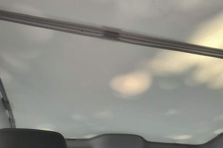 Used AION V 2023 Plus 70 Smart Enjoyment Seven-Seater Edition Ternary Lithium Headliner