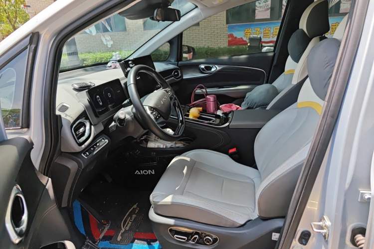 Used AION V 2023 Plus 80 Smart Technology Edition Ternary Lithium Left Front Seat