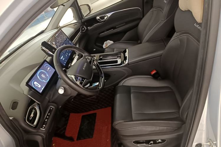 Used AION V 2023 Plus 70 Smart Enjoyment Seven-Seater Edition Ternary Lithium Left Front Seat