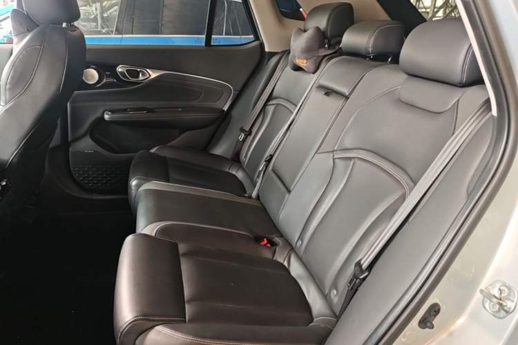 Used AION V 2023 Plus 70 Smart Edition Ternary Lithium Left Rear Seat