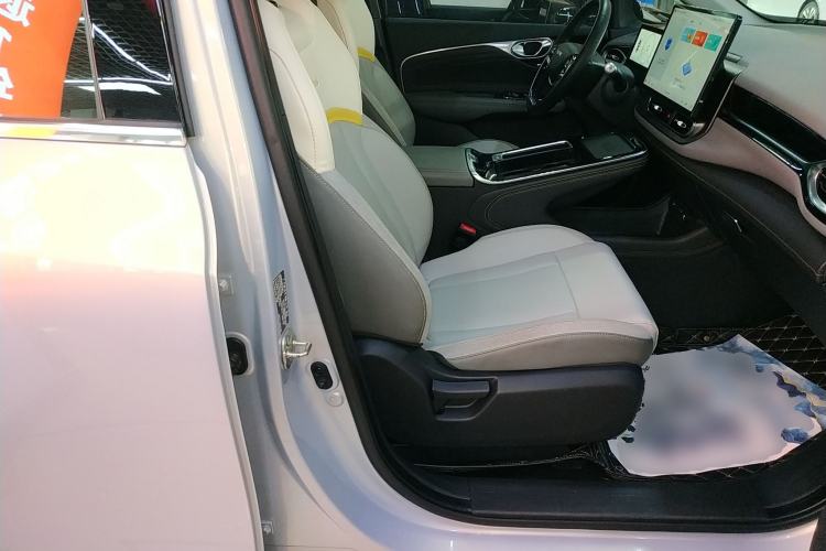 Used AION V 2023 Plus 70 Smart Edition Ternary Lithium Right Front Seat