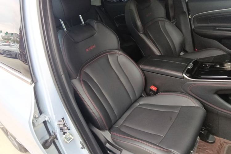 Used AION V 2023 Updated Plus 70 Intelligent Edition Lithium Iron Phosphate Right Front Seat
