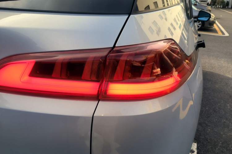 Used AION V 2023 Plus 70 Super Fast Charging Version Ternary Lithium Right Rear Taillight
