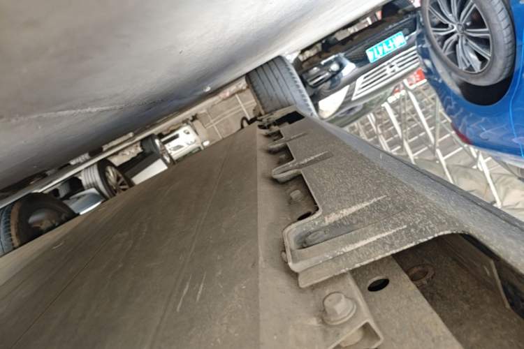 Used AION V 2023 Plus 70 Smart Edition Ternary Lithium Right Side Sill