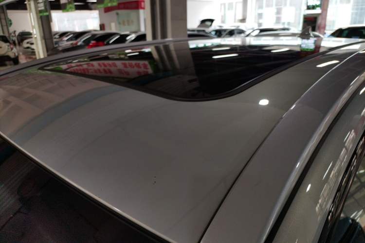 Used AION V 2023 Plus 70 Smart Tech Edition Lithium Iron Phosphate Roof