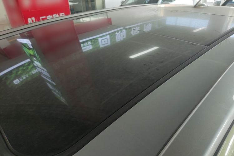 Used AION V 2023 Plus 70 Smart Tech Edition Lithium Iron Phosphate Roof