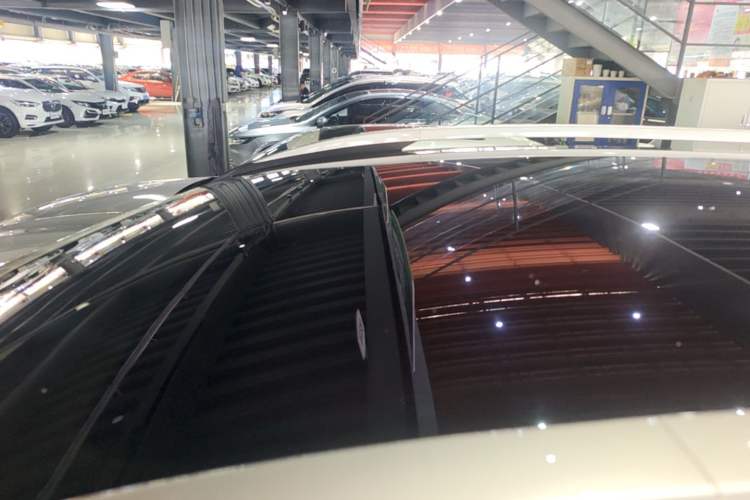 Used AION V 2023 Plus 80 Executive Edition Ternary Lithium Roof