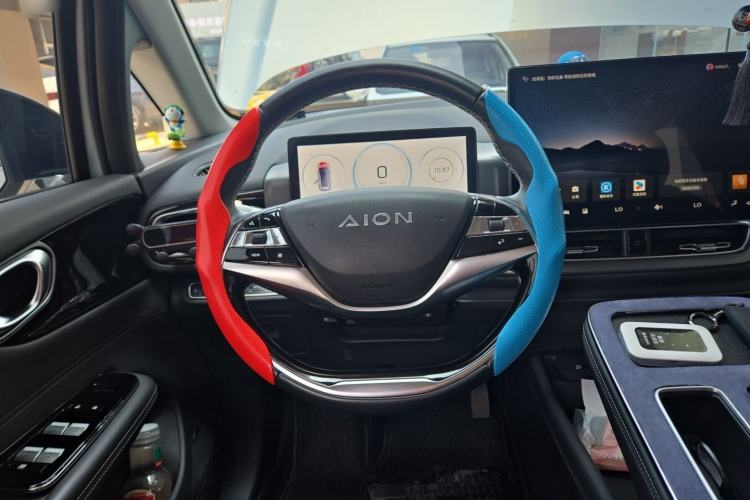 Used AION V 2023 Updated Plus 70 Intelligent Edition Ternary Lithium Steering Wheel