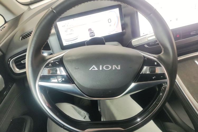 Used AION V 2023 Plus 70 Smart Tech Edition Lithium Iron Phosphate Steering Wheel