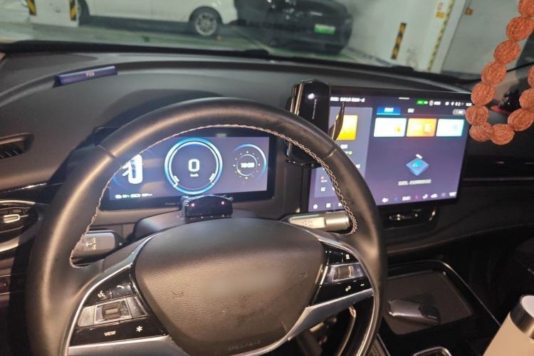 Used AION V 2023 Plus 80 Smart Technology Edition Ternary Lithium Steering Wheel