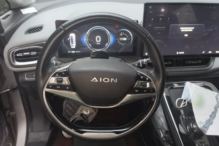 Used AION V 2023 Plus 80 Smart Technology Edition Ternary Lithium Steering Wheel