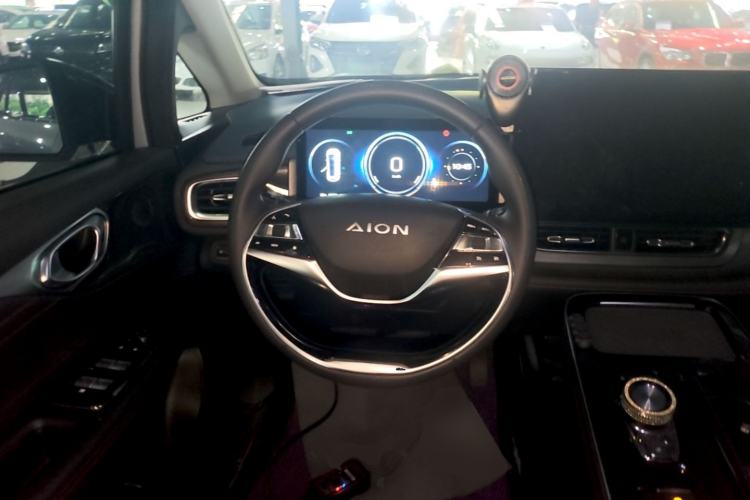 Used AION V 2023 Plus 80 Executive Edition Ternary Lithium Steering Wheel