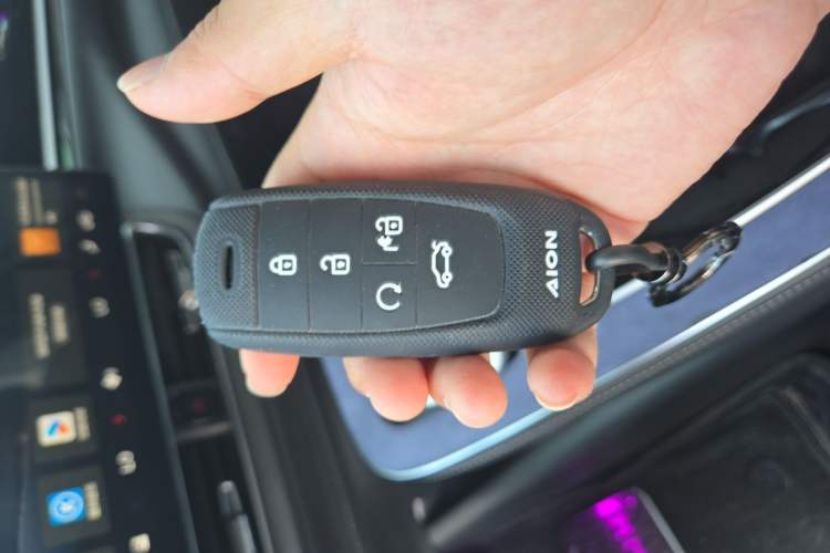 Used AION V 2023 Updated Plus 70 Intelligent Edition Ternary Lithium Vehicle Key