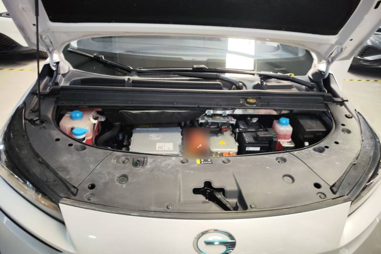 Used AION V 2023 Plus 70 Super Fast Charging Version Ternary Lithium Engine Bay