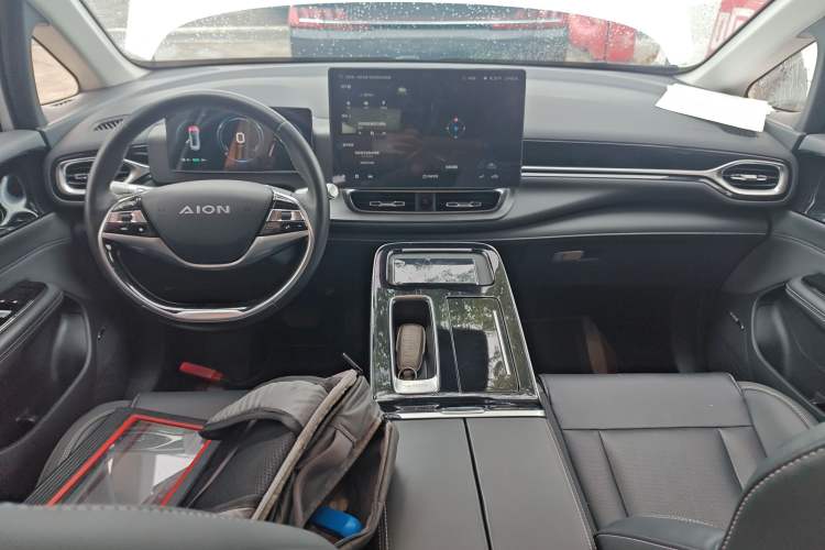 Used AION V 2023 Plus 70 Smart Edition Ternary Lithium Interior 2