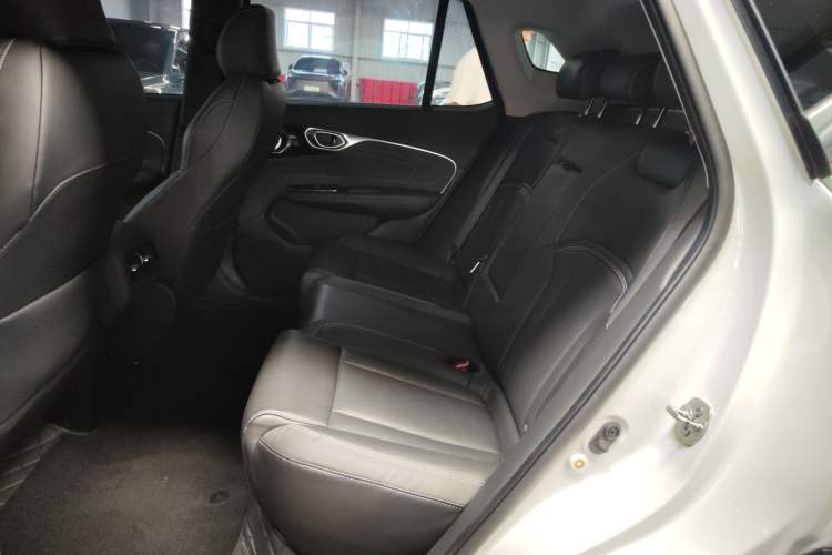 Used AION V 2023 Plus 70 Super Fast Charging Version Ternary Lithium Interior 4