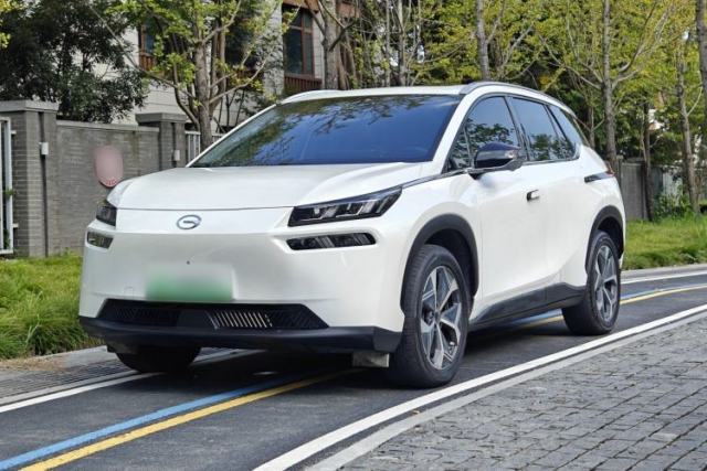 Used AION V 2023 Plus 70 Super Fast Charging Version Ternary Lithium