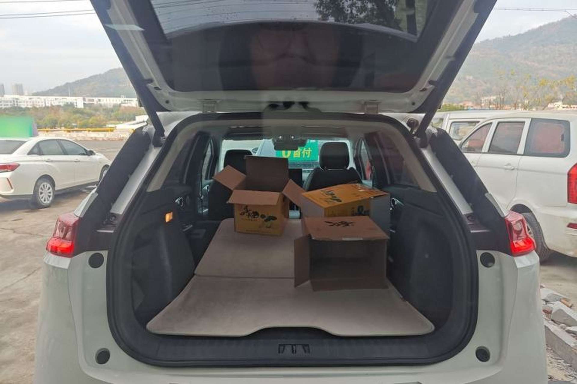 Used AION V 2023 Plus 70 Smart Edition Ternary Lithium Trunk
