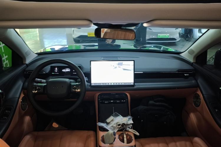 Used AION V 2024 Aion Tyrannosaurus 650 Smart Premium Edition Center Console