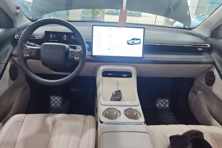 Used AION V 2024 Aion Tyrannosaurus 650 LiDAR Edition Center Console