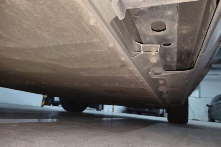 Used AION V 2024 Plus 70 Star Edition Lithium Iron Phosphate Chassis Rear Right