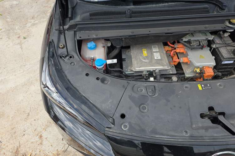 Used AION V 2024 Plus 70 Smart Edition Ternary Lithium Engine Bay Right