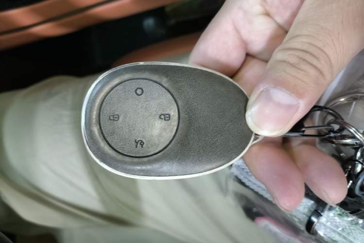 Used AION V 2024 Aion Tyrannosaurus 650 Smart Premium Edition Vehicle Key