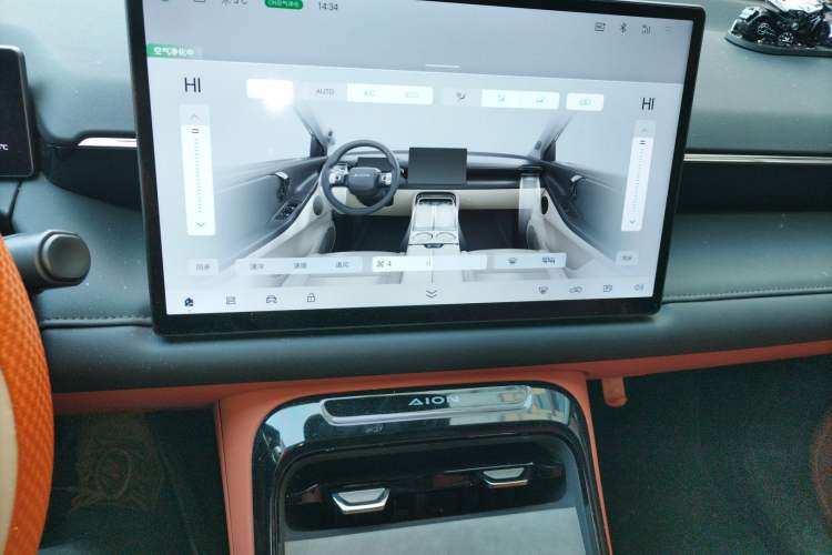 Used AION V 2024 Aion Tyrannosaurus 650 Smart Luxury Edition Audio And AC Panel