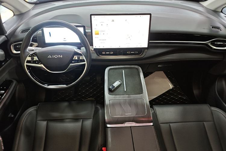 Used AION V 2024 Plus 70 Star Edition Lithium Iron Phosphate Center Console