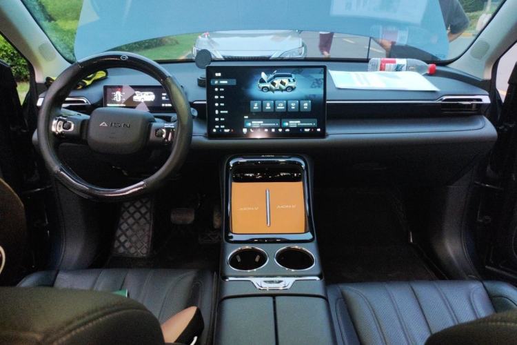 Used AION V 2024 Aion Tyrannosaurus 520 Intelligent Premium Edition Center Console