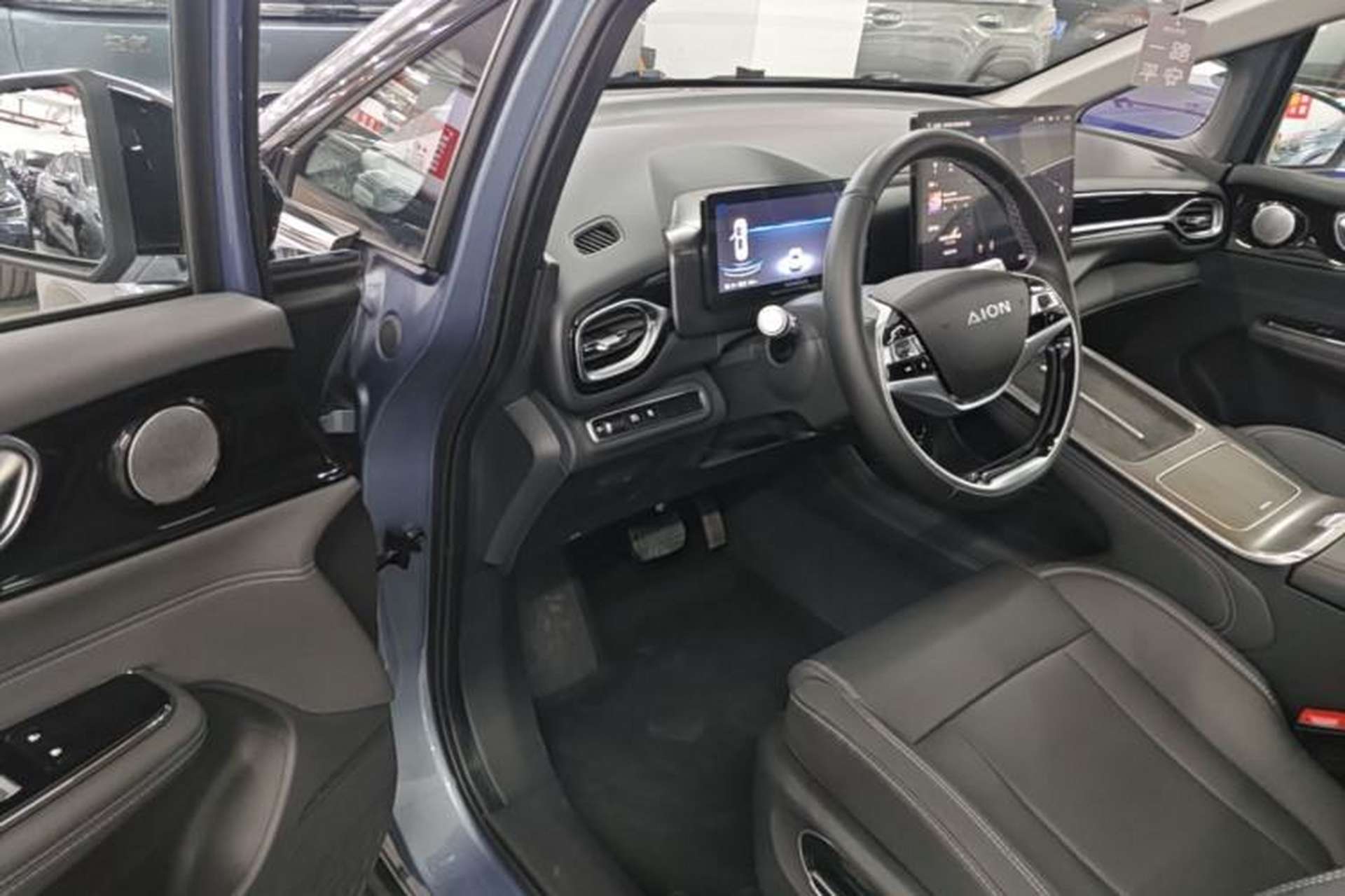 Used AION V 2024 Plus 70 Star Edition Ternary Lithium Driver Seat