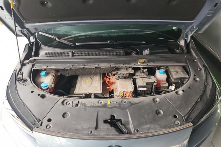 Used AION V 2024 Plus 70 Star Edition Lithium Iron Phosphate Engine Bay