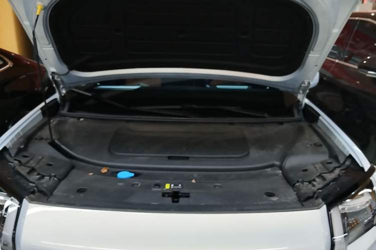 Used AION V 2024 Aion Tyrannosaurus 520 Smart Luxury Edition Engine Bay