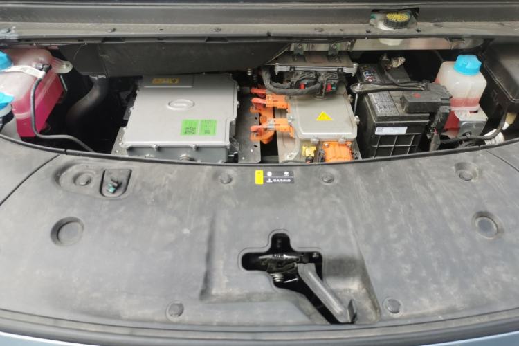 Used AION V 2024 Plus 80 Tech Edition Ternary Lithium Engine Bay