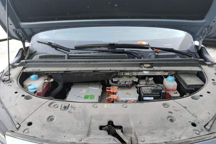 Used AION V 2024 Plus 70 Tech Edition Lithium Iron Phosphate Engine Bay