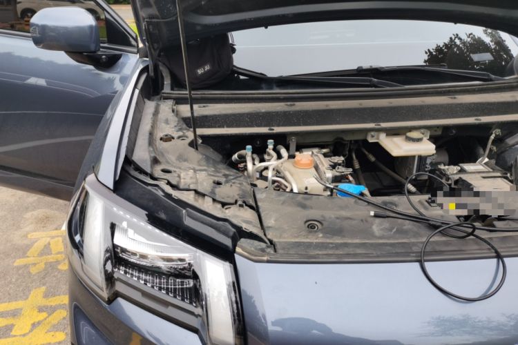 Used AION V 2024 Aion Tyrannosaurus 650 LiDAR Edition Engine Bay Right