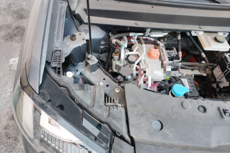 Used AION V 2024 Aion Tyrannosaurus 650 Smart Luxury Edition Engine Bay Right