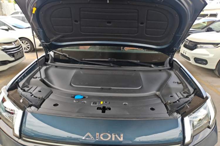 Used AION V 2024 Aion Tyrannosaurus 520 Intelligent Premium Edition Engine Bay