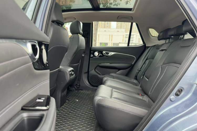 Used AION V 2024 Plus 70 Star Edition Lithium Iron Phosphate Interior 3